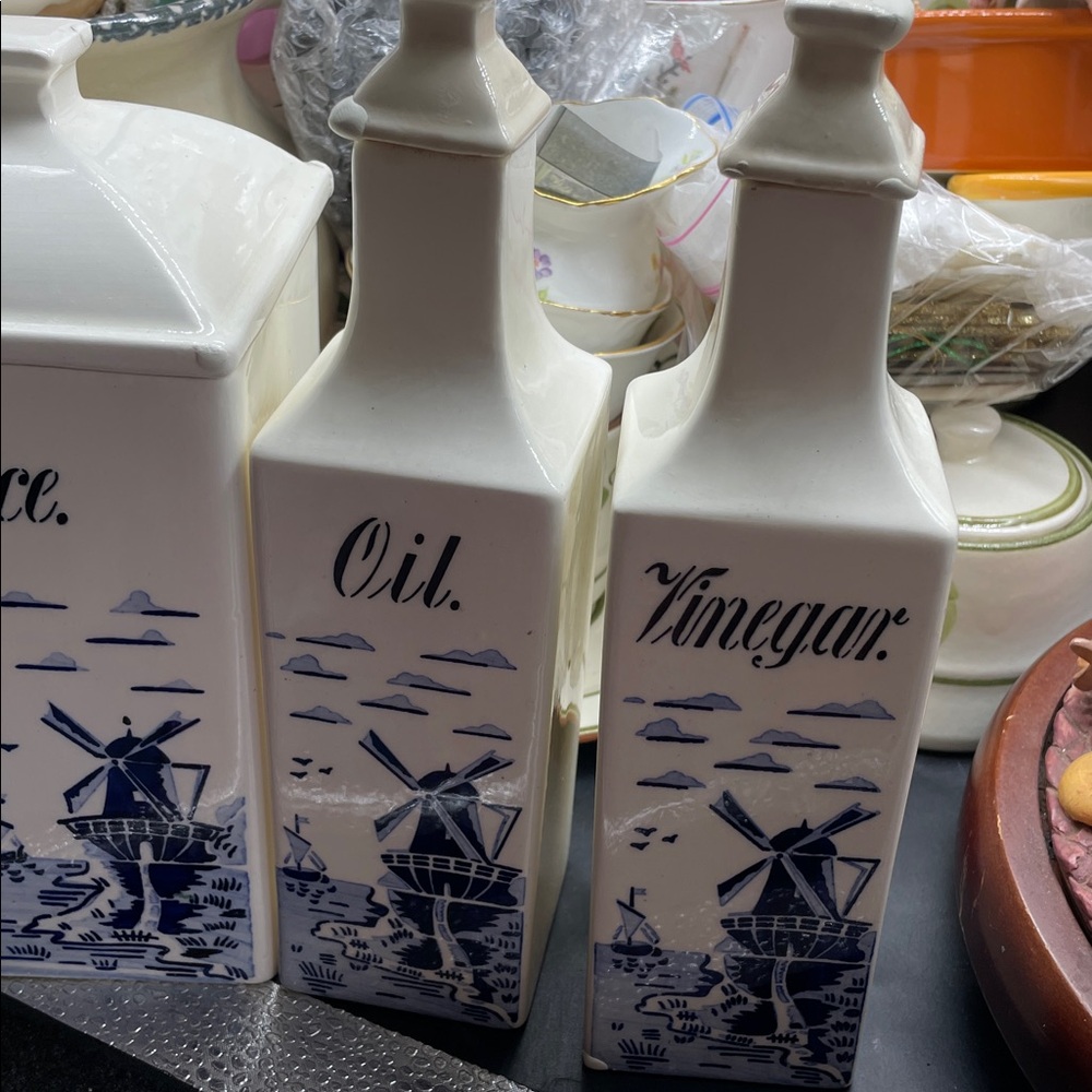4 Vintge German Blue/White G.M.T. canisters vinegar and oil (see photos) - Picture 3 of 16